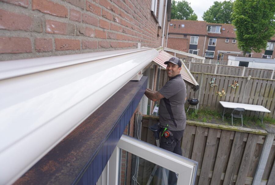 Plaatsing Knikarmscherm in Eindhoven