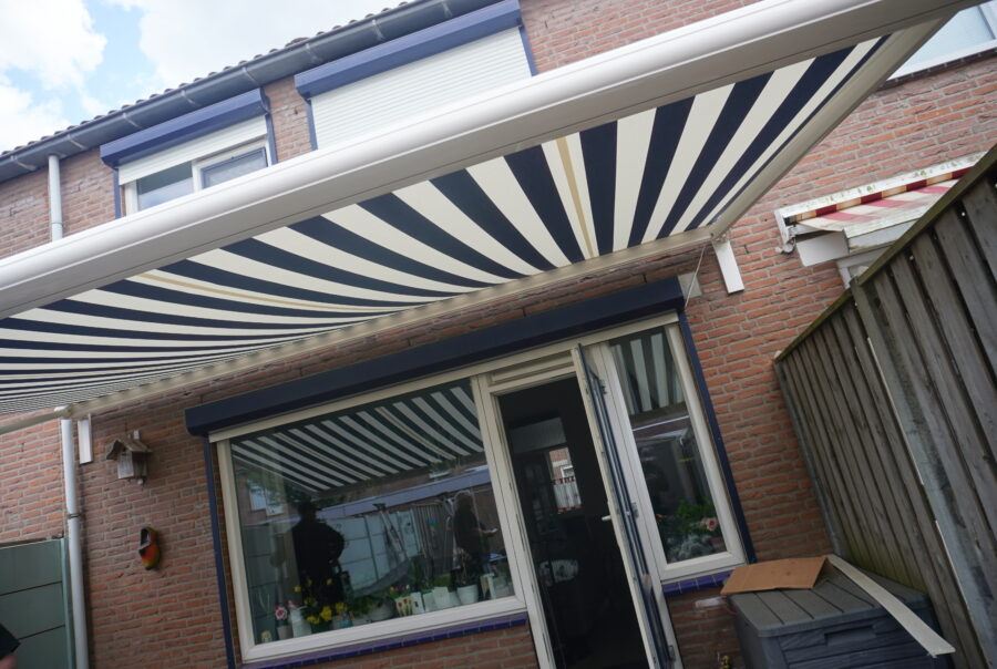Knikarmscherm in Eindhoven